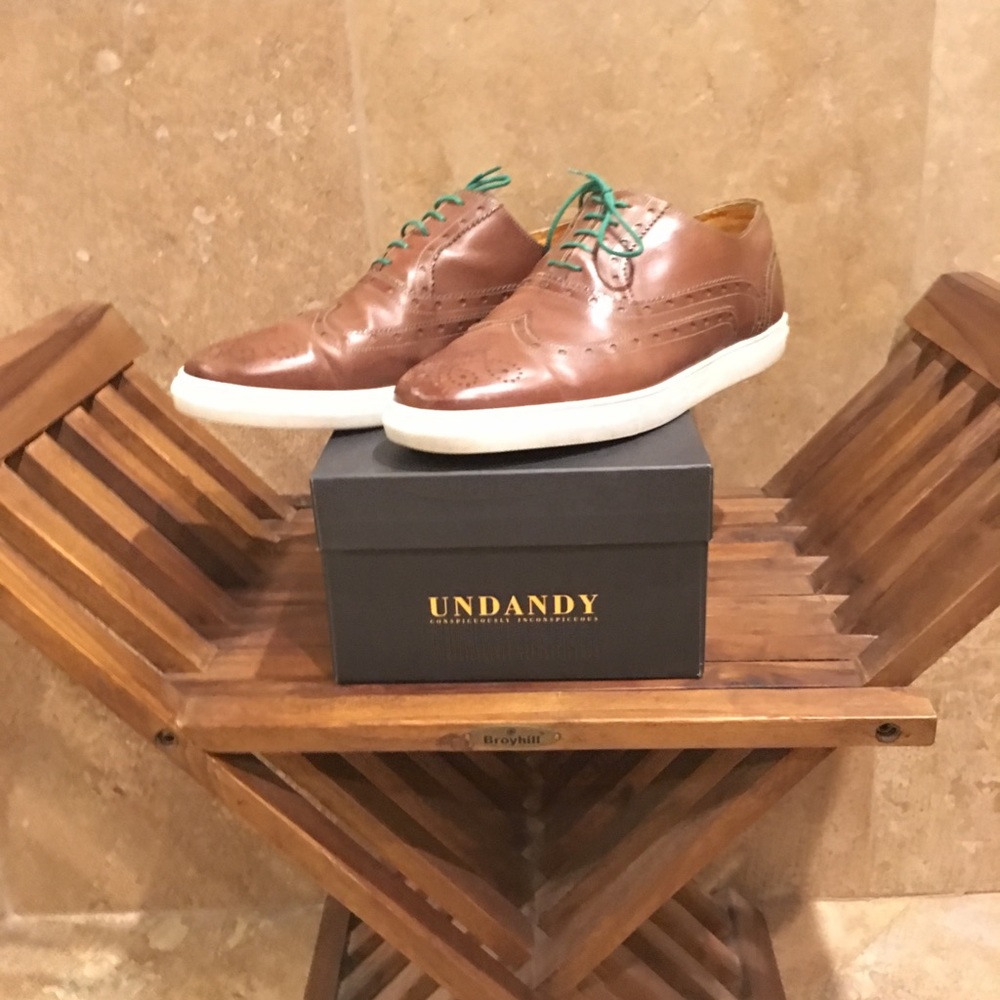 Walking shoes